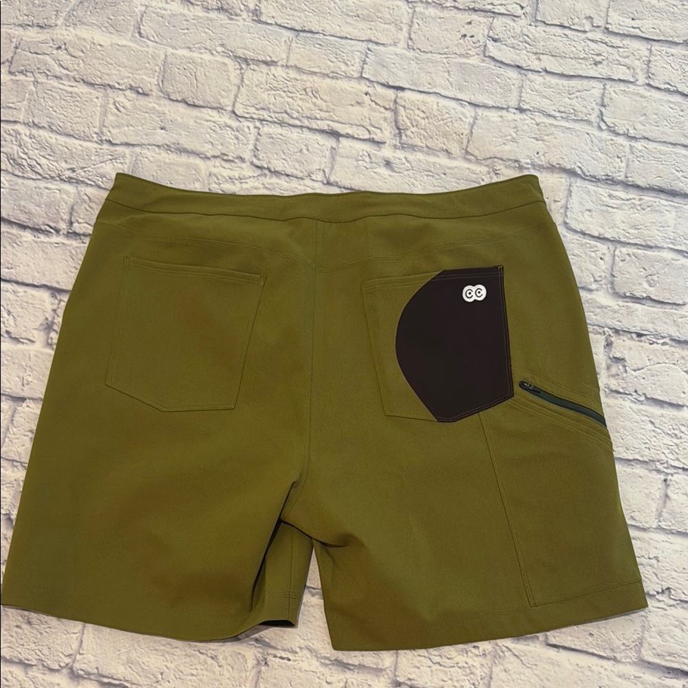 Curious Creatures Ramble Scramble Short Size 20